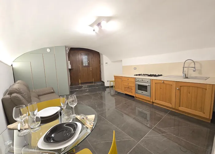 アパート Dimora Di Davide ラクイラ